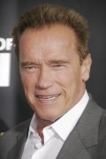 Арнольд Шварценеггер (Arnold Schwarzenegger) End Of Watch Premiere held at the Regal Cinemas L.A. Live in Los Angeles, 09.17.2012 - 2xHQ 85d14d224860731