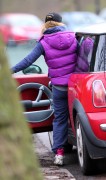 Джери Холливелл (Geri Halliwell) out and about in north London, 10.01.13 (9xHQ) 804a2c231896784