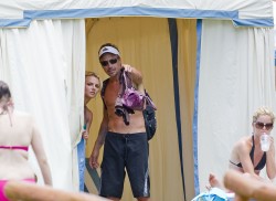 imagebam.com
