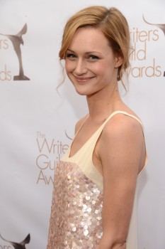 Kerry Bishé - Looks Adorable During Writers Guild Awards in Los Angeles