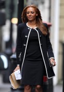 Мелани Браун (Melanie Brown) 2013-02-06 out and about in London (45xНQ) 81d01c245012860