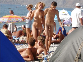 nudistas