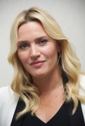 Кейт Уинслет (Kate Winslet) 2013-09-08 'Labor Day' Press Conference Portraits by unknown, Toronto - 8xHQ 5d5e09277225626