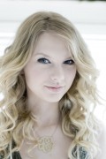 Тейлор Свифт (Taylor Swift) Austin Hargrave photoshoot 12.12.08 (13xHQ) 12aaec279540544