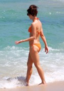 Кейт Бекинсейл (Kate Beckinsale) beach in Cabo, Mexico (17xHQ) 12988a279633381