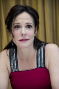 Мэри-Луиз Паркер (Mary-Louise Parker) 'Red 2' press conference (Mandarin Oriental Hotel, 22.06.2013) Fd19eb282950676