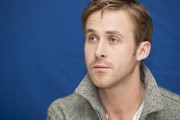 Райан Гослинг (Ryan Gosling) 'Blue Valentine' Press Conference, Los Angeles 20.12.2010 - 10xHQ 46953f284261443