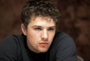 Райан Филлипп (Ryan Phillippe) Portaits by Armando Gallo January 2001 - 7xHQ 79c746284261651