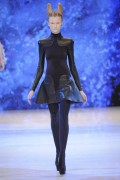 Alexander McQueen - Paris SS10 Fashion Show - 260xHQ F17330285396161