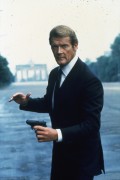 Джеймс Бонд 007: Осьминожка / James Bond 007: Octopussy (Роджер Мур, 1983) 633c53287547769