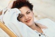 Дрю Бэрримор (Drew Barrymore) Promos for 2000 Malibu Road in 1992 (7xHQ) 208909287706507