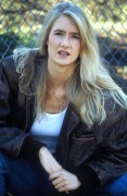 Laura Dern 8d87b5288661718