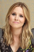 Кристен Белл (Kristen Bell) House of Lies Press Conference at the Four Seasons Hotel in Beverly Hills - July 25 2013 - 28xHQ 06444f290462461