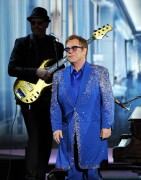 Элтон Джон (Elton John) 65th Annual Primetime Emmy Awards held at Nokia Theatre L.A. Live, Los Angeles - Show,22.09.13 - 24xHQ 2cd39c290799763
