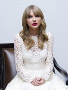 Тейлор Свифт (Taylor Swift) One Chance Press Conference (Four Seasons Hotel, Beverly Hills, 11.21.2013) 3b5929290824321