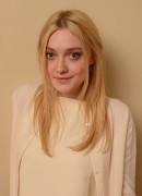 Дакота Фаннинг (Dakota Fanning) 'Very Good Girls' Portraits, Sundance Film Festival, Park City, 2013 (17xHQ) E7c6dd291398763