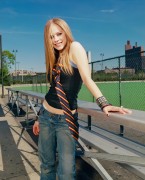 Аврил Лавин (Avril Lavigne) Emily Shur Photoshoot For Rolling Stone 2003 (7xHQ) D7c7b2401557702
