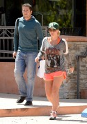 Бритни Спирс (Britney Spears) Goes shopping in Thousand Oaks, 08.04.2015 (38xHQ) Fae17f402814356
