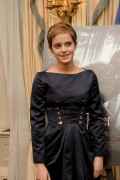 Эмма Уотсон (Emma Watson) Harry Potter & the Deathly Hallows London Press Conference, 13.11.2010 - 112xHQ Cd1652402838142