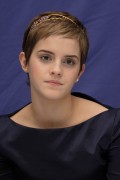 Эмма Уотсон (Emma Watson) Harry Potter & the Deathly Hallows London Press Conference, 13.11.2010 - 112xHQ D5babe402838051