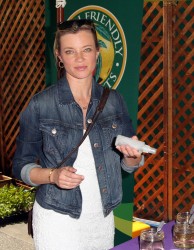 [MQ] Amy Smart - The Environmental Media Association Sustainable Earth Month Celebration in LA 4/12/15