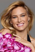 Бар Рафаэли (Bar Refaeli) Piaget's Rose Collection 2012 (8xHQ) 8d009e403771792