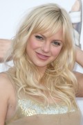 Anna Faris - Страница 4 0653c3404129512