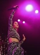 [MQ] Charli XCX - performs live at The Metro in Sydney 4/29/15