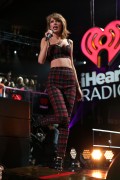Тейлор Свифт (Taylor Swift) Z-100 Jingle Ball (show and backstage), Madison Square Garden, New York City, 12.12.2014 - 12xHQ 714b79408003326