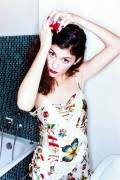 Одри Тоту (Audrey Tautou) Ellen von Unwerth Photoshoot, 2002 (12xHQ) F778f2408720568