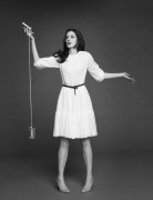 Энн Хэтэуэй (Anne Hathaway) Promotional Photoshoot for 'Get Smart' (22xHQ) D2bc35409151194