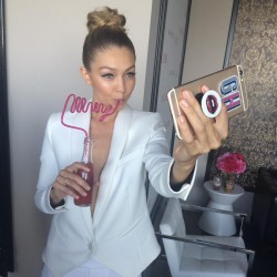 [MQ] Gigi Hadid - Maybelline's 100th Birtday Party in Toronto June 3, 2015