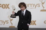 Питер Динклэйдж (Peter Dinklage) 63rd Primetime Emmy Awards - Pressroom, Los Angeles, 09.18.2011 (19xHQ) 62c59d418134659
