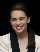 Эмилия Кларк (Emilia Clarke) Game of Thrones Press Conference, London Hotel, New York City, 2014 (46xHQ) 8d7827418166601
