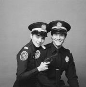 Полицейская академия / Police Academy (Стив Гуттенберг, Ким Кэтролл, Дж. У. Бейли, 1984) 1aeedf419461529
